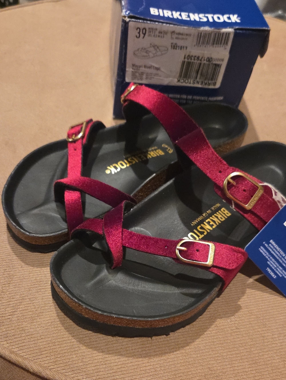 NWT Birkenstock Mayari Rivet Logo Red Velvet Crisscross Buckle Sandals